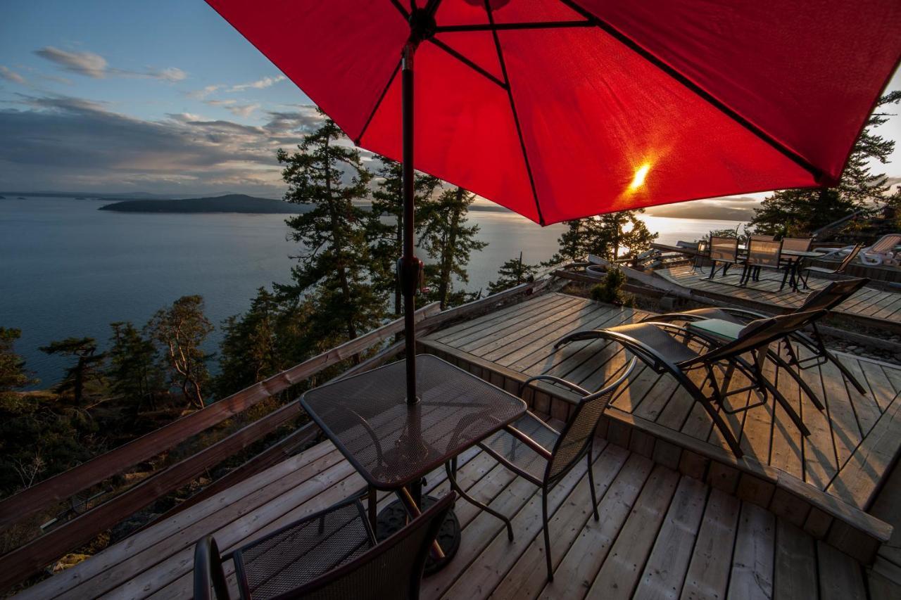 Shangri-La Oceanfront Vacation Home Bedwell Harbour Eksteriør bilde